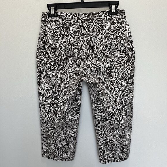Unlisted Kenneth Cole | Women's Capri Pants Size 8 Brown Monstera Leaf Pattern - Picture 4 of 5
